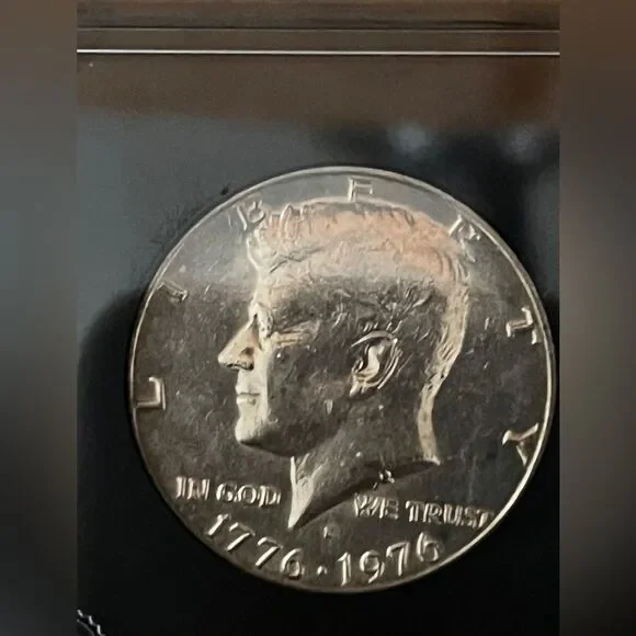 1776 1976 Kennedy Half Dollar Authenticated Uncirculated - Picture 4 of 5